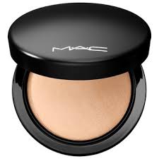 Mac mineralize powder